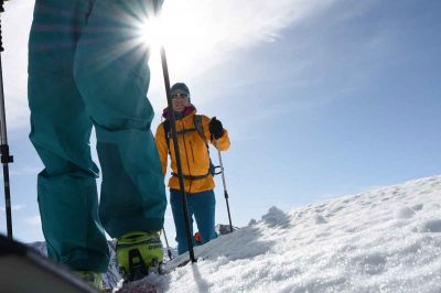 Geführte Skitour beim Skitourenkurs am zweiten Tag mit Bergführer.